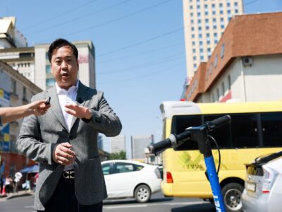 large-68527a8adceb081e87ba5442