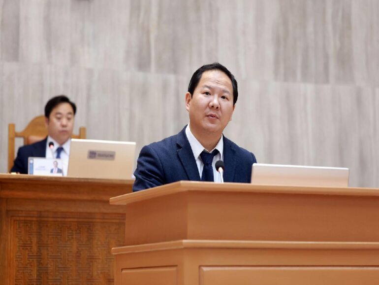 large-686ca82edceb081e87ba5508