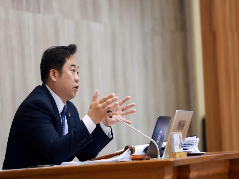 large-686ce27ddceb081e87ba5521