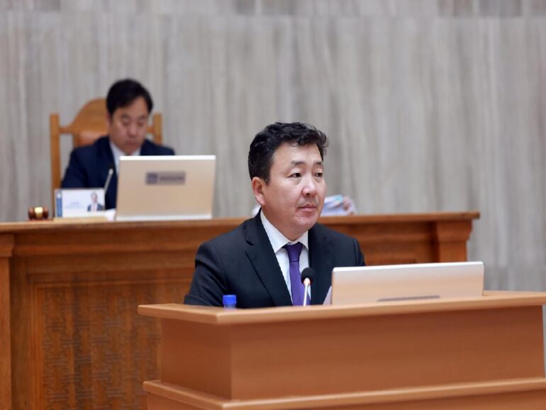 large-686e5f2fdceb081e87ba554e