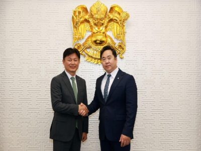 large-68ad4a1bdceb081e87ba55ae