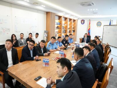 large-68b152d5dceb081e87ba55c2